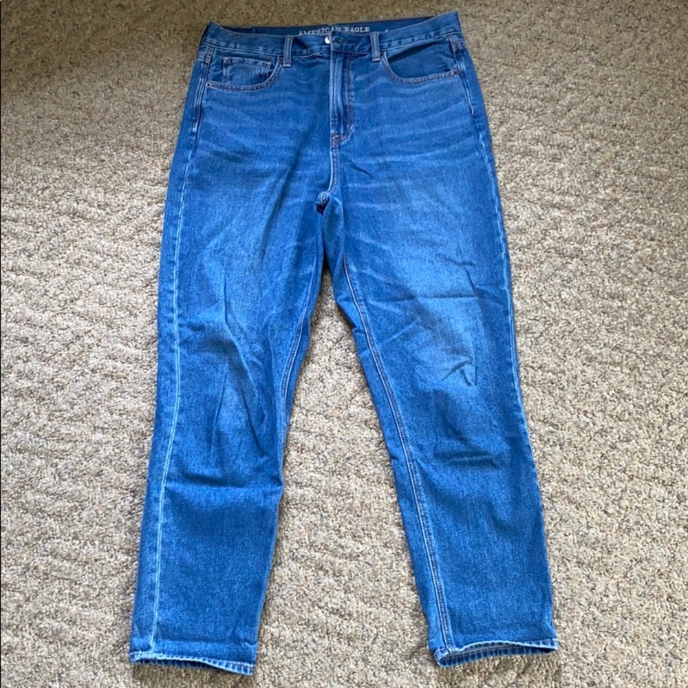 American Eagle mom jeans